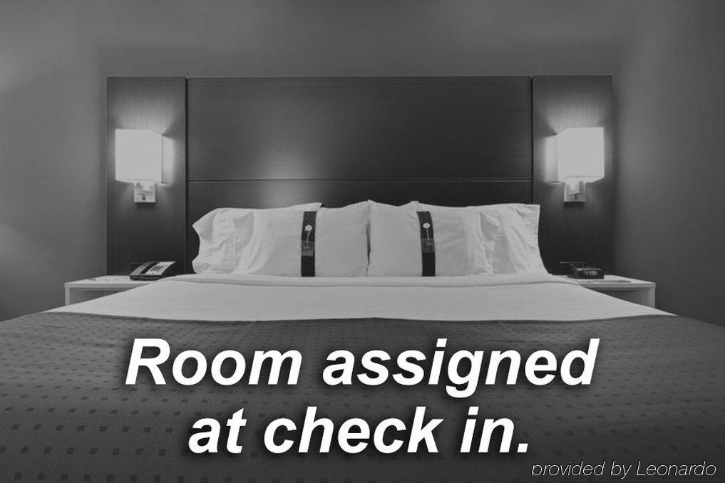 Holiday Inn Mount Prospect-Chicago Экстерьер фото